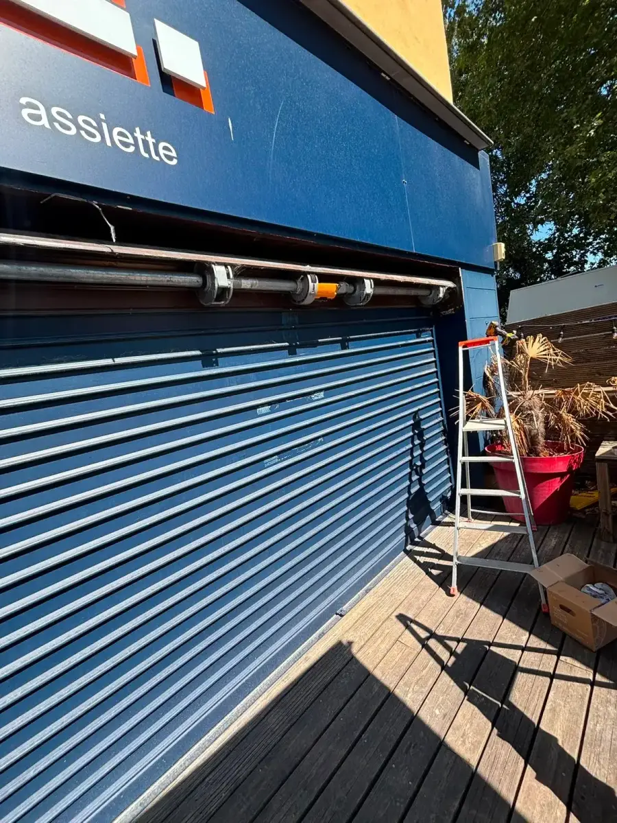 Installation et pose de rideau métallique à Maisons-Alfort Installation et pose de rideau métallique à Maisons-Alfort