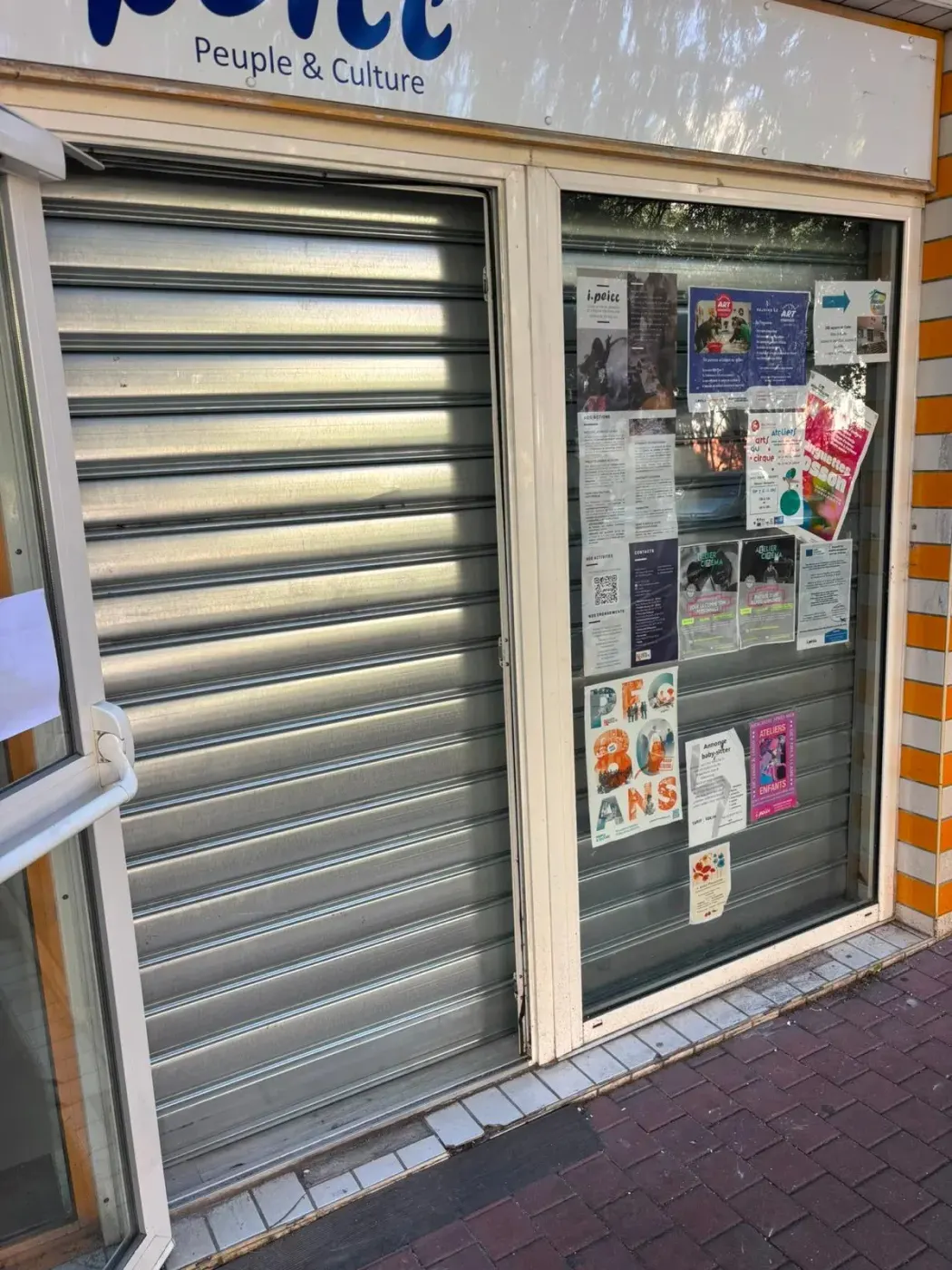 Installation et pose de rideau métallique à Maisons-Alfort